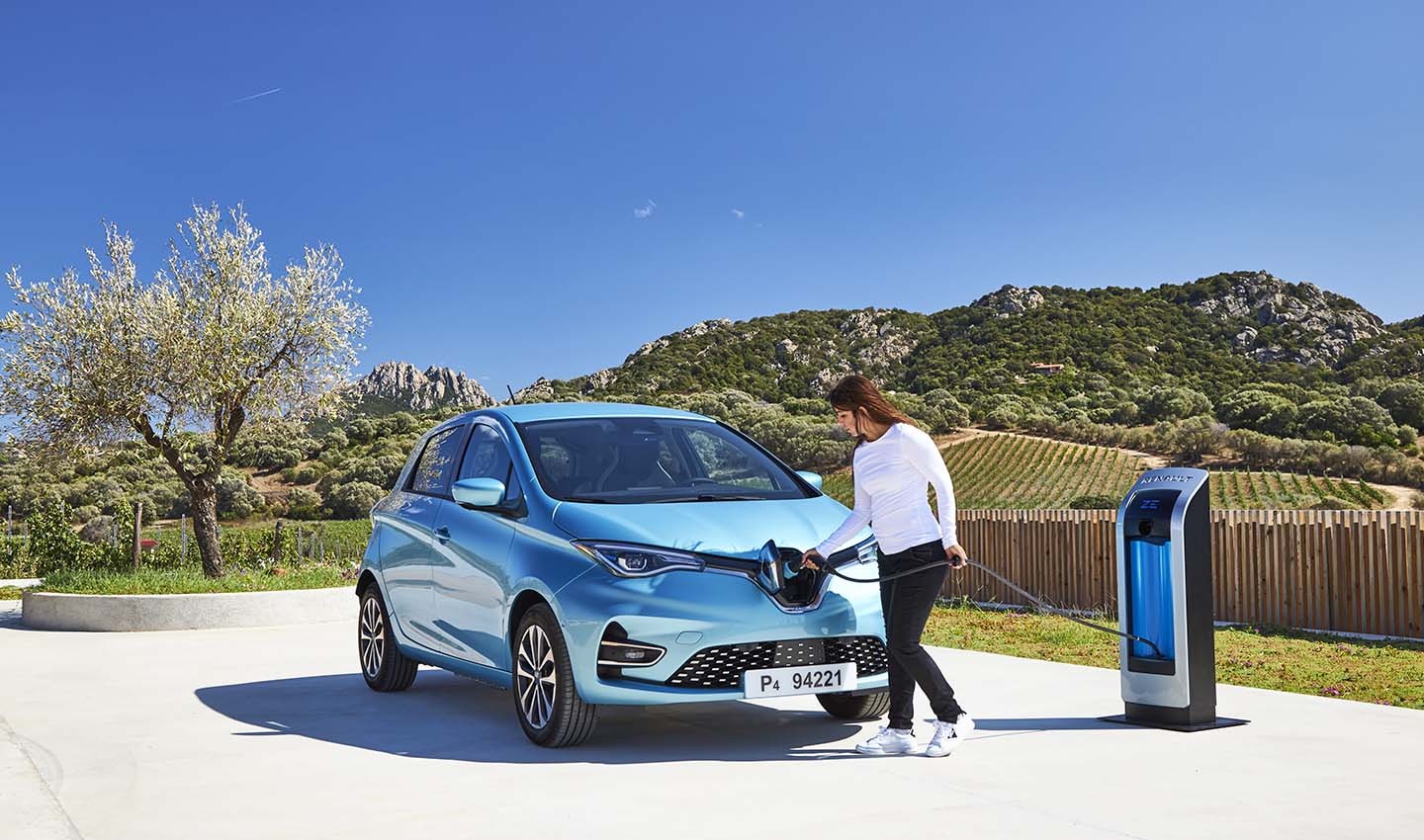The Renault Zoe is another one of Europe’s favorite EVs, being one of the top five most sold battery powered cars this year. Image credit: Renault